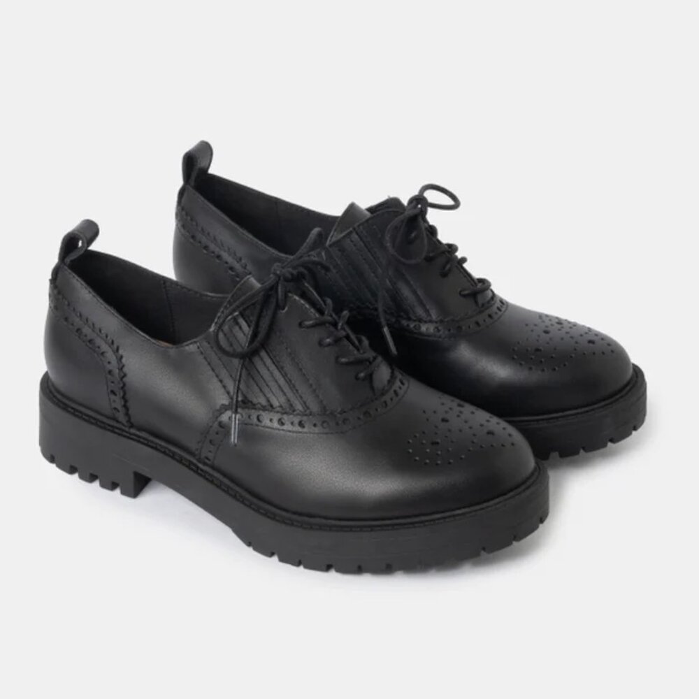 Jenna Oxfords | Size 7WW | Black